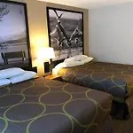 Super 8 By Wyndham Salmon Arm