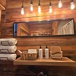 The Flats Cozy Cabin