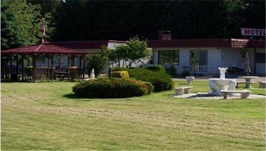 Travellers Rest Motel Salmon Arm