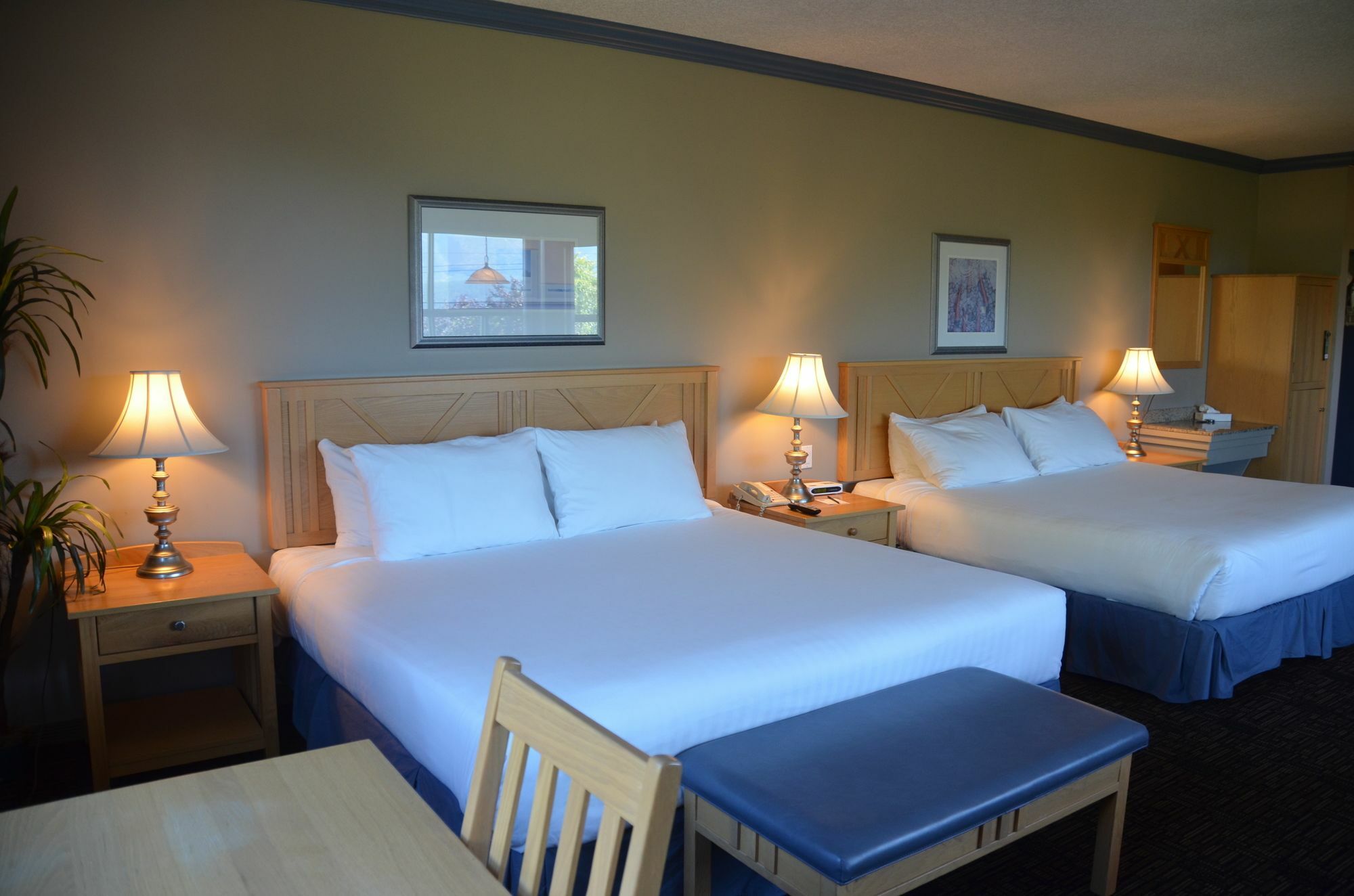 Hotel Hilltop - 3*