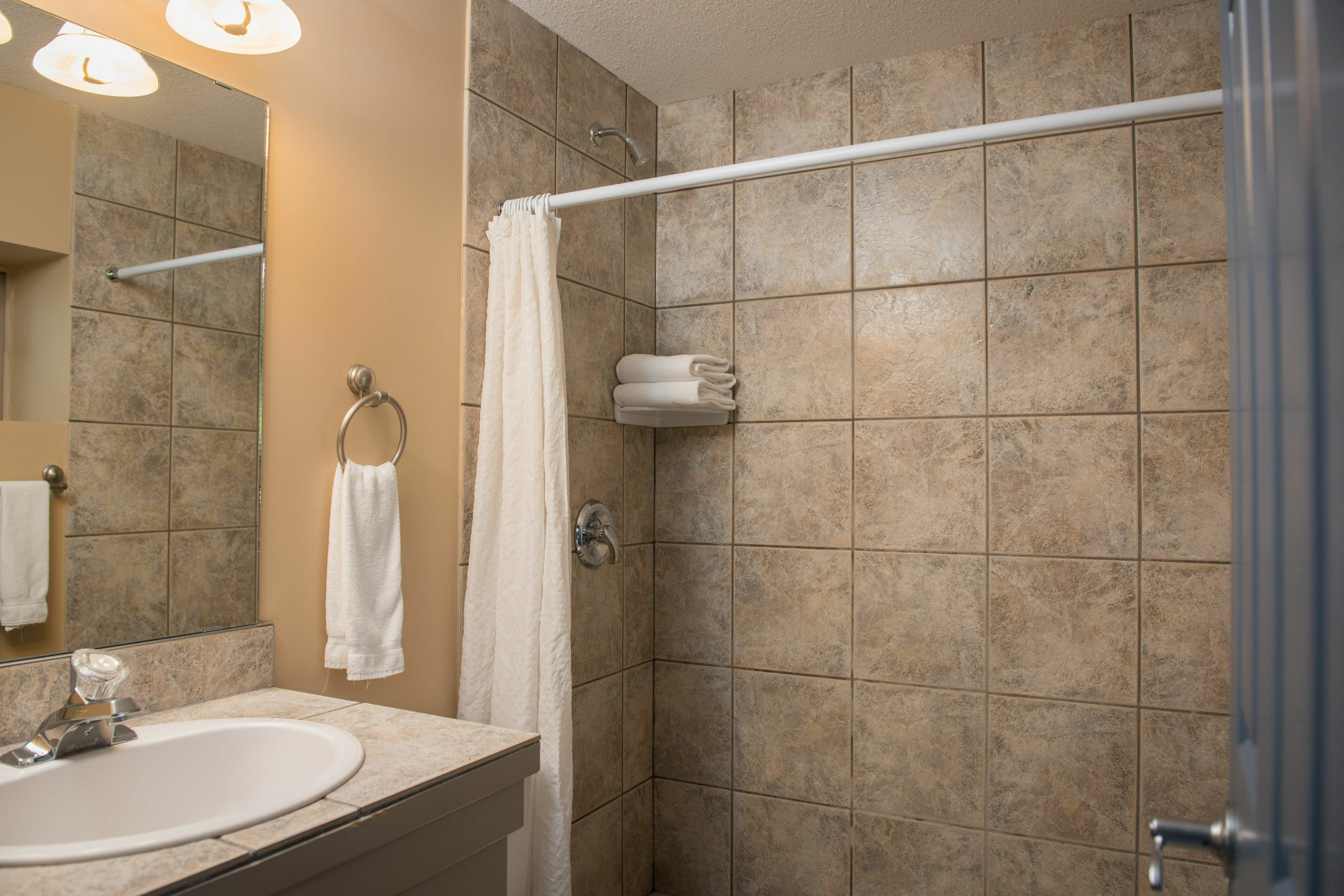 Hotel Hilltop -