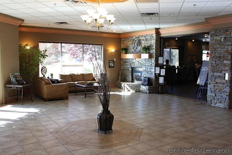 Hilltop - Hotel Salmon Arm
