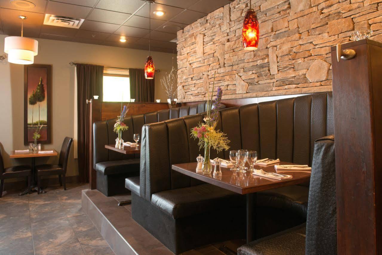 Hilltop - Hotel Salmon Arm